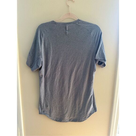 Lululemon Men’s Metal Vent Tshirt Blue Size Small/Medium - Picture 4 of 7